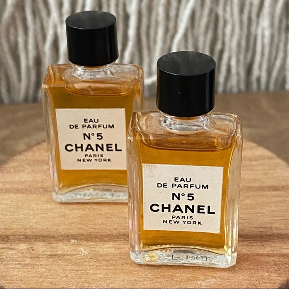 Vintage Mini Chanel No 5 Eau de Parfum - Picture 4 of 7